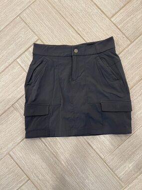 Athleta Black Trekkie Skort